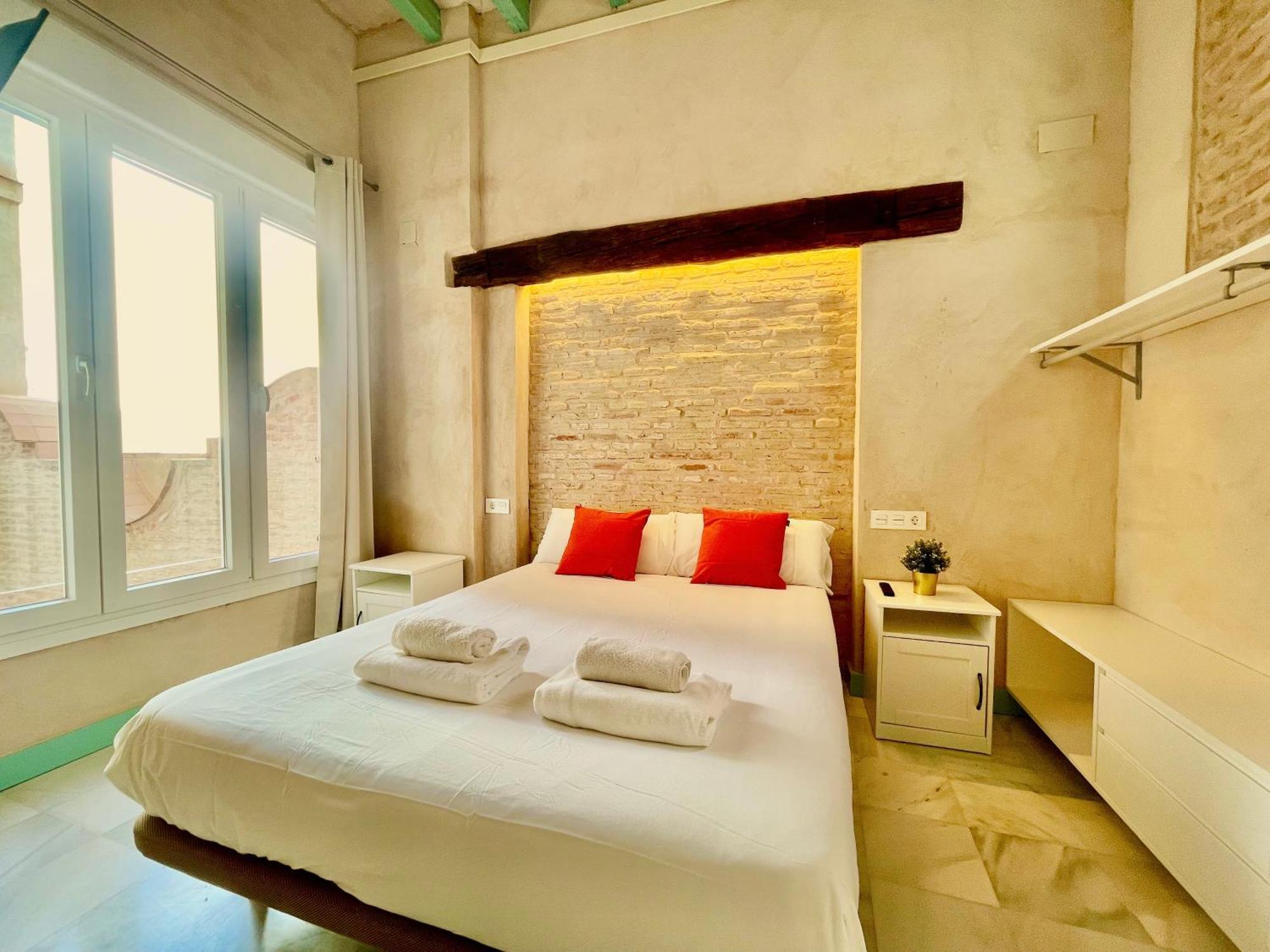 Click Triana Apartment Sevilla Bagian luar foto